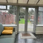 Spacious 3 Bed Near Greenwich Fast Wifi & Free Parking