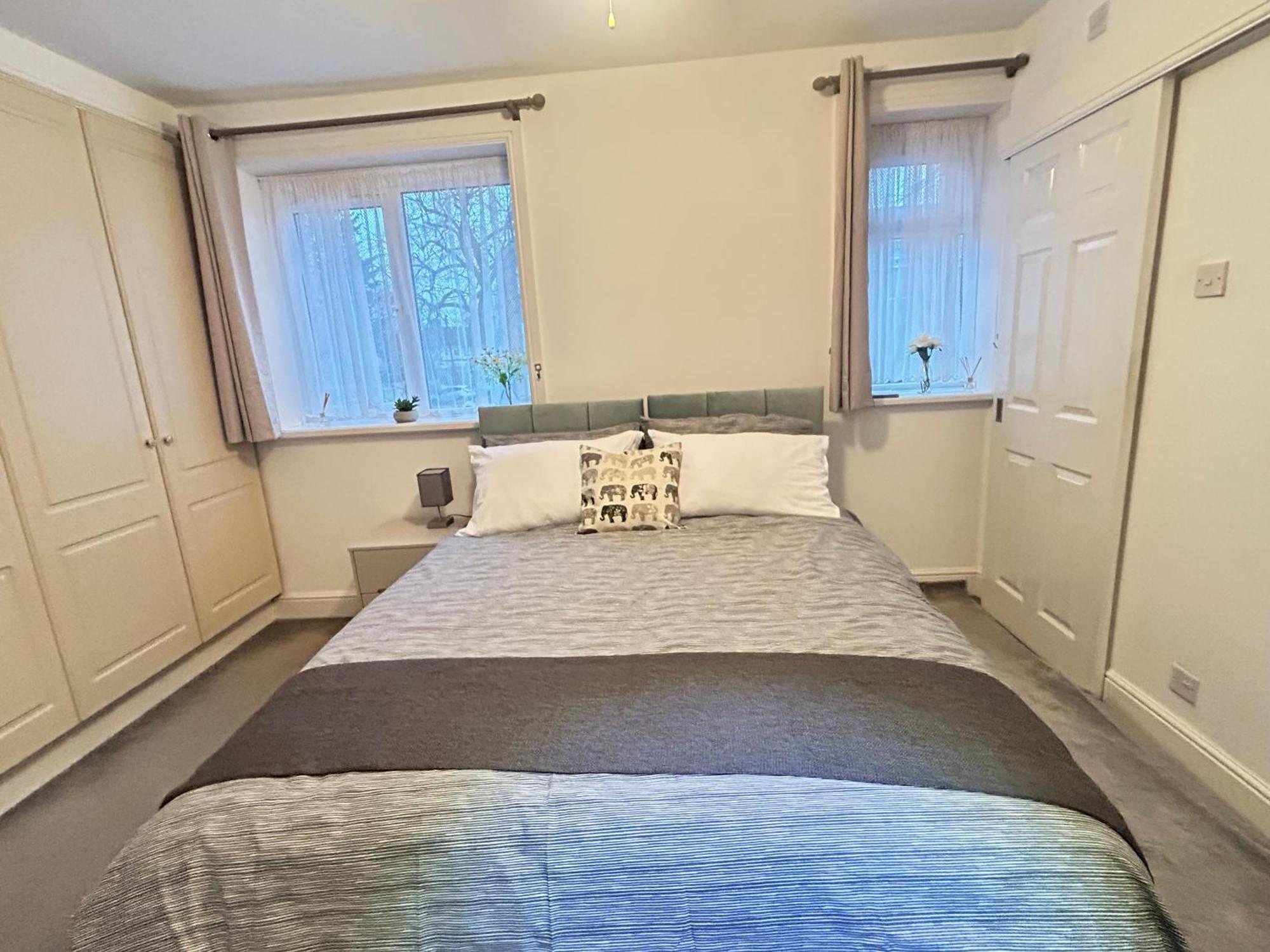 Appartamento Spacious 3 Bed Near Greenwich Fast Wifi & Free Parking *