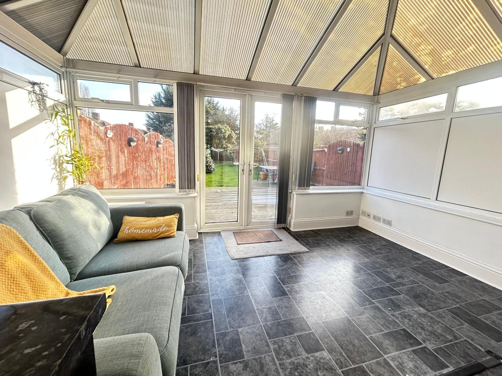 Spacious 3 Bed Near Greenwich Fast Wifi & Free Parking